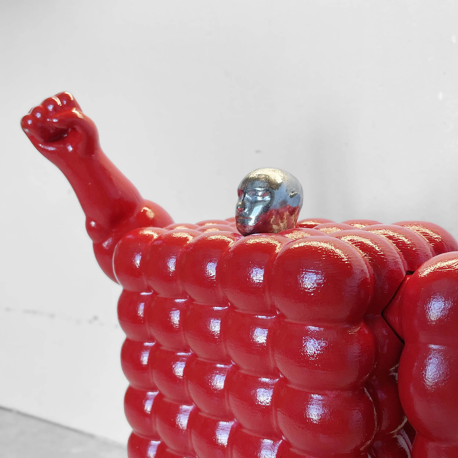 Pecs 'n' abs - Image 13